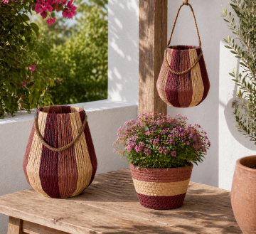 Reed basket and latern pink/green