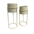 34SNN METAL pot on foot creme set/2